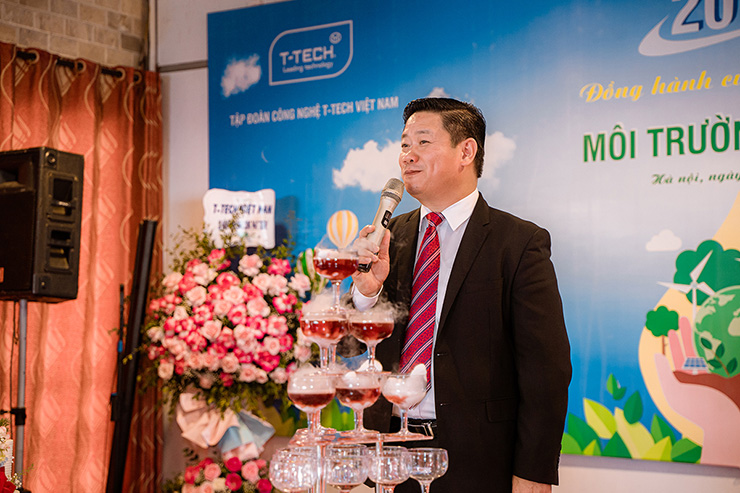 Chủ tịch Nguyễn Đình Trọng phát biểu tại buổi lễ
