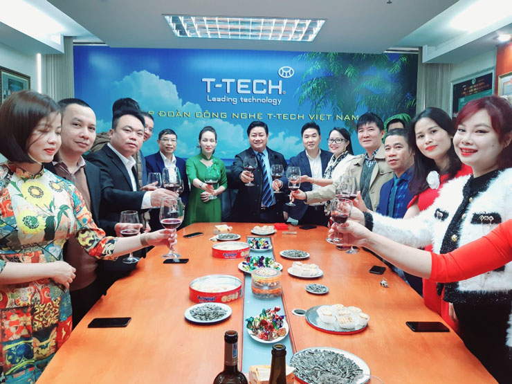 T-Tech Việt Nam tưng bừng Khai xuân - Du xuân Quý Mão 2023 - Tập đoàn ...